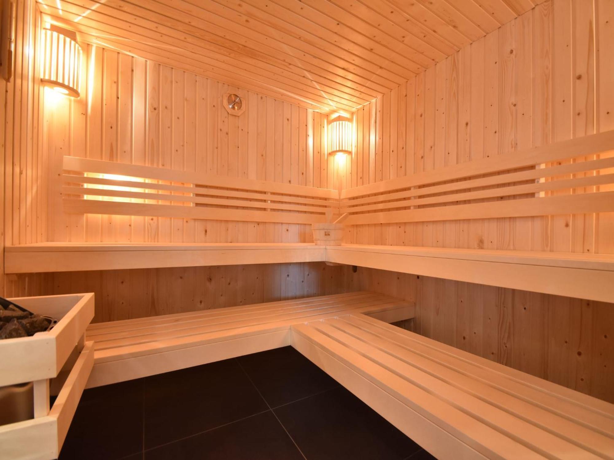 Luxuriously Restored Farmhouse With Trendy Interior Close To Sea And Forest 赫鲁特 外观 照片